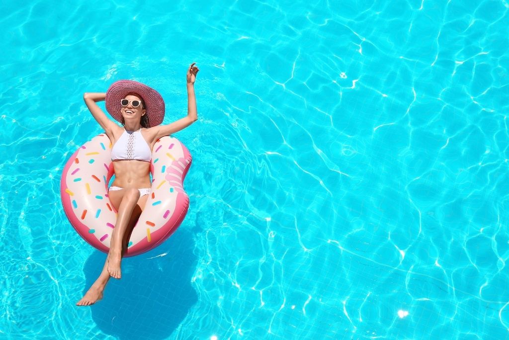 Chlor und die Kopfhaut beim Schwimmen im Pool - Die Auswirkung
