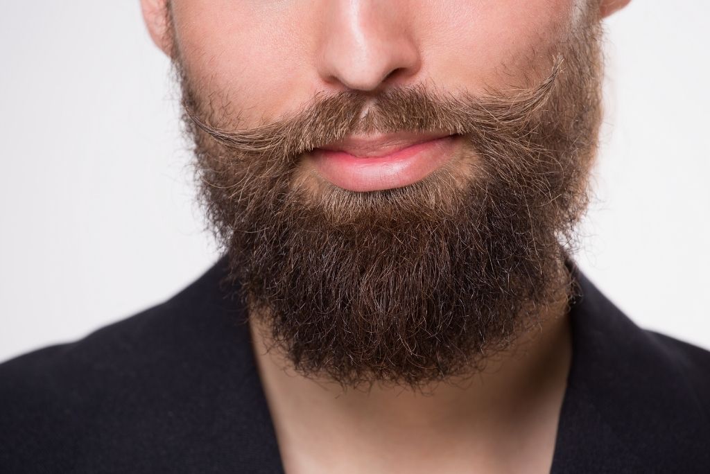 Bart und Schwimmen_ Pflege- und Stylingtipps fur Barttrager